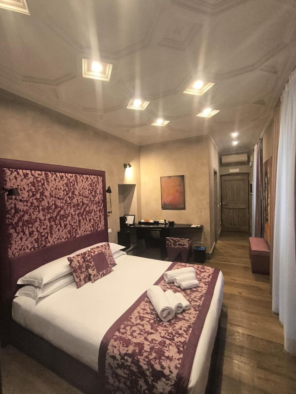 Pantheon Luxury Suite Rome Bagian luar foto