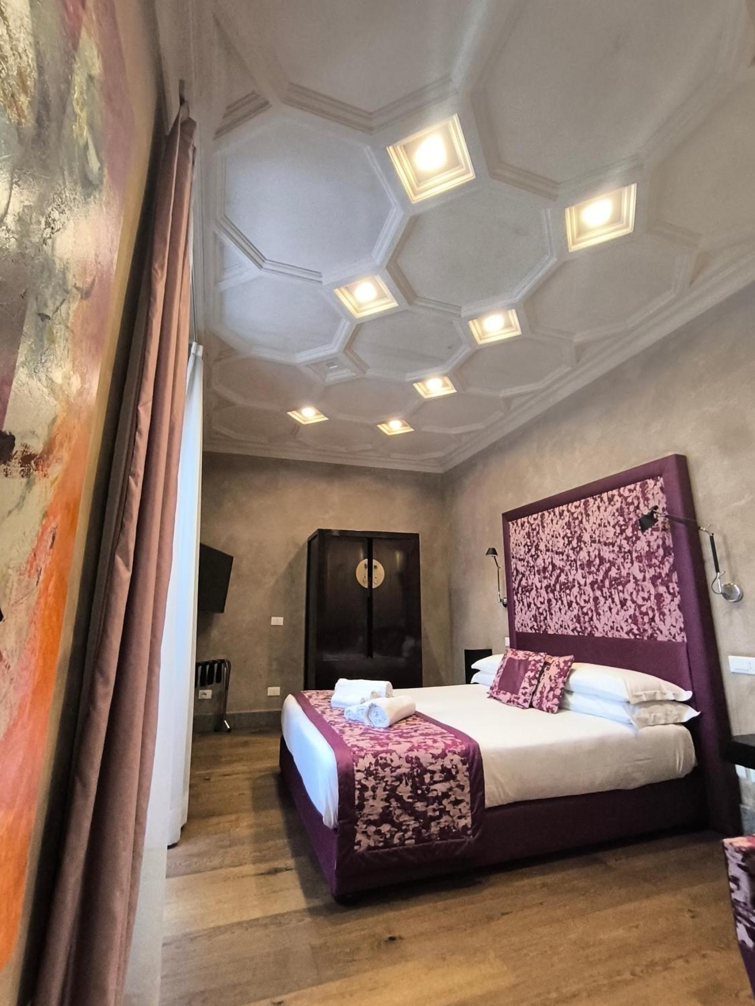 Pantheon Luxury Suite Rome Bagian luar foto