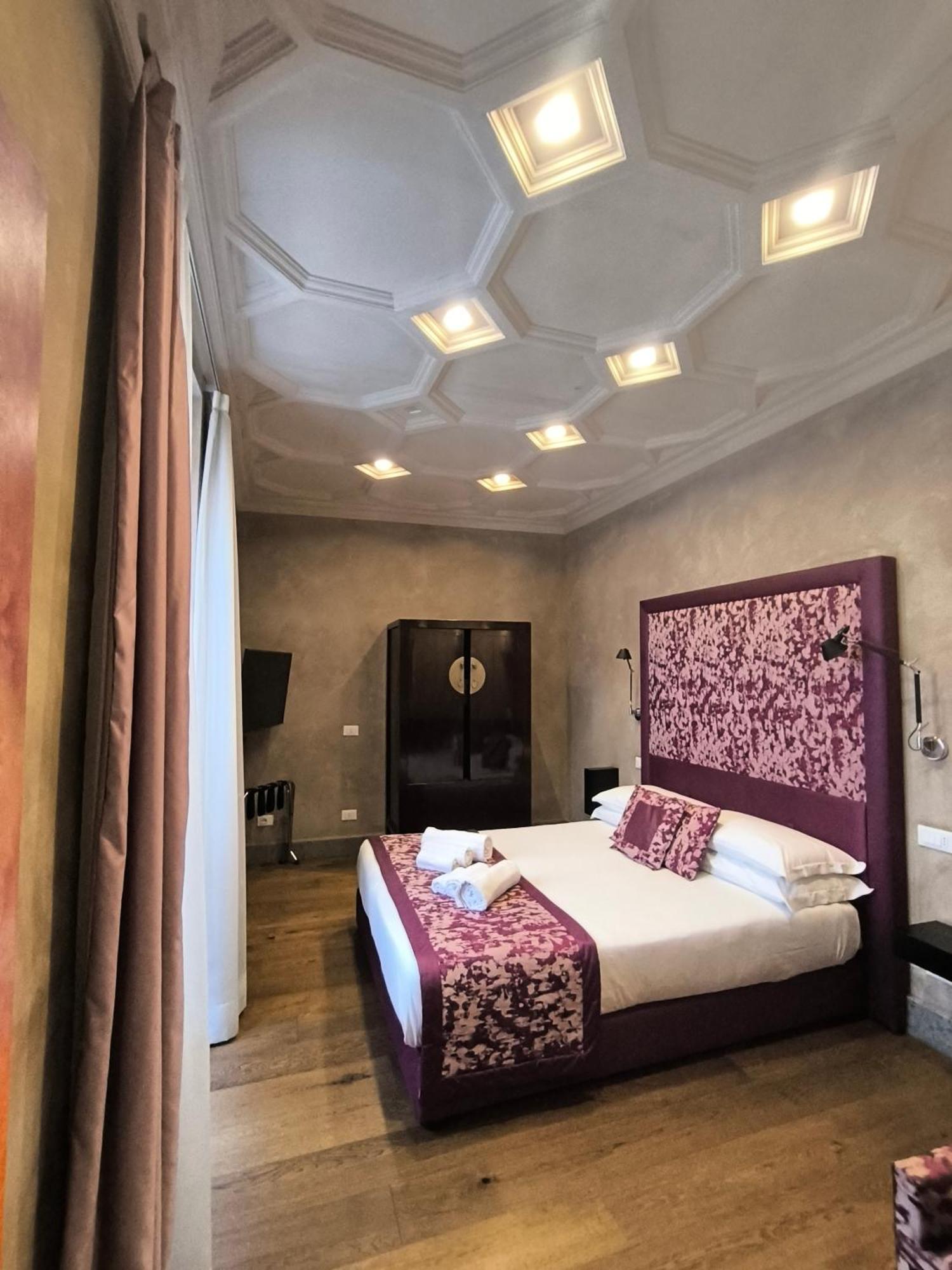 Pantheon Luxury Suite Rome Bagian luar foto