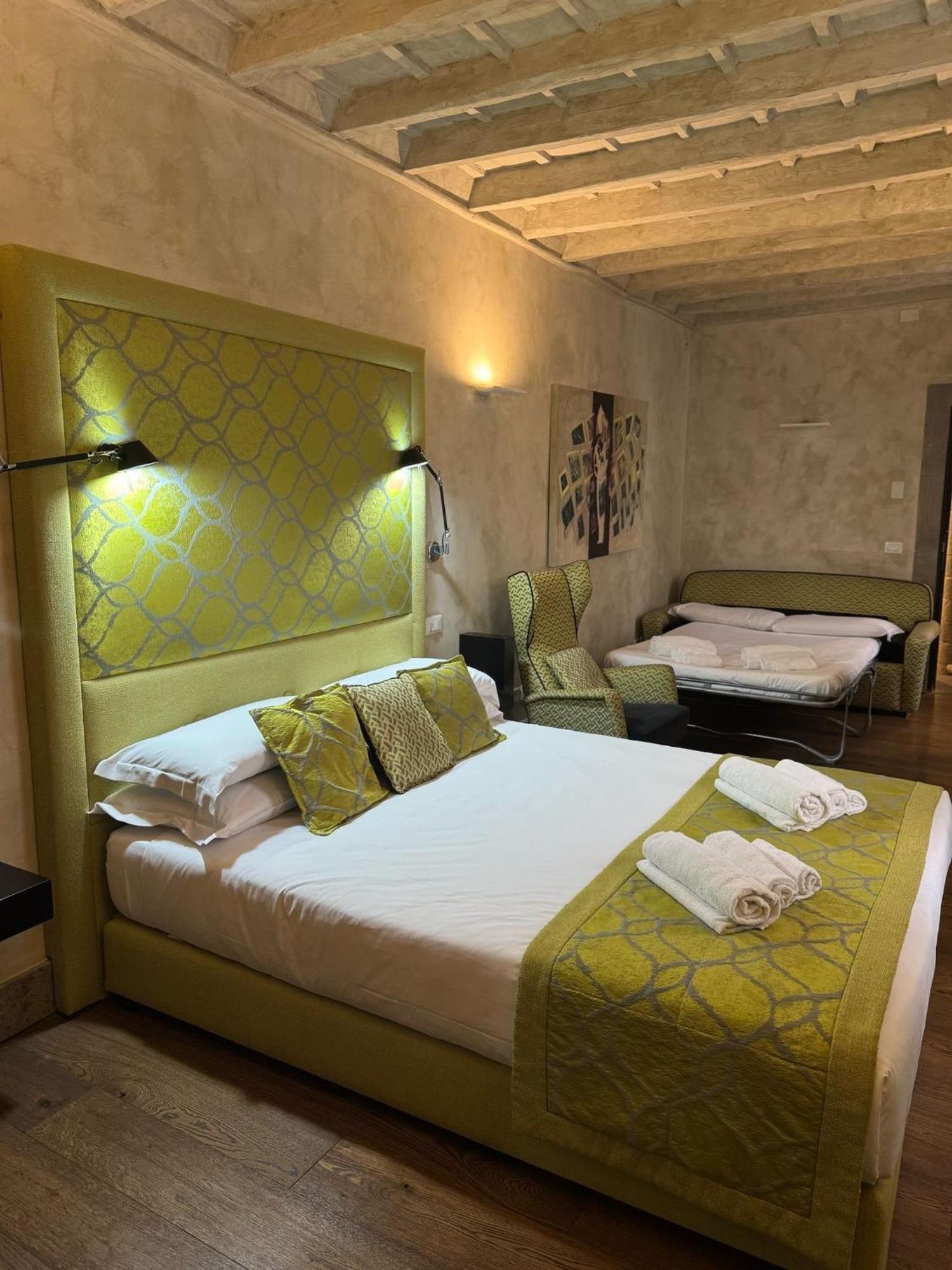 Pantheon Luxury Suite Rome Bagian luar foto